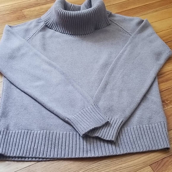 4/$25 ๐ Jeanne Pierre Cowl Neck Sweater - Picture 5 of 8